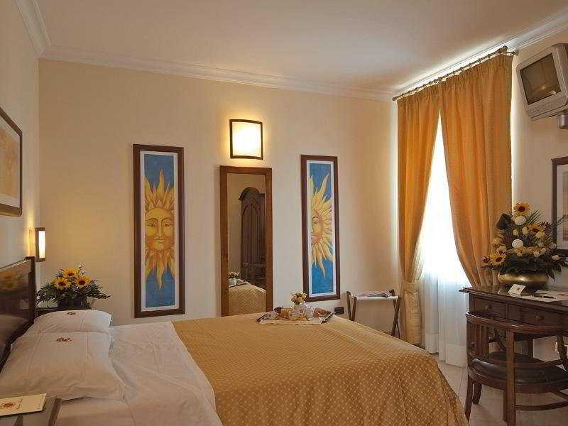 Buono Hotel Napoli Phòng bức ảnh